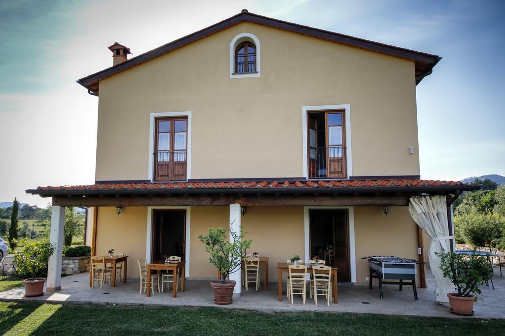 Agriturismo Ai Linchi ลุคคา ภายนอก รูปภาพ