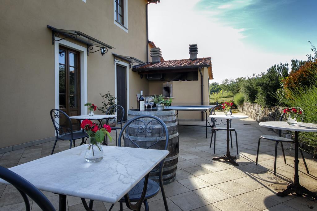 Agriturismo Ai Linchi ลุคคา ภายนอก รูปภาพ