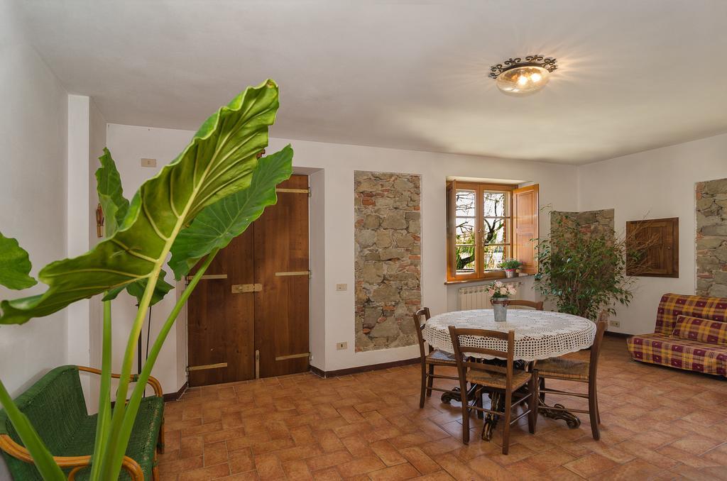 Agriturismo Ai Linchi ลุคคา ภายนอก รูปภาพ