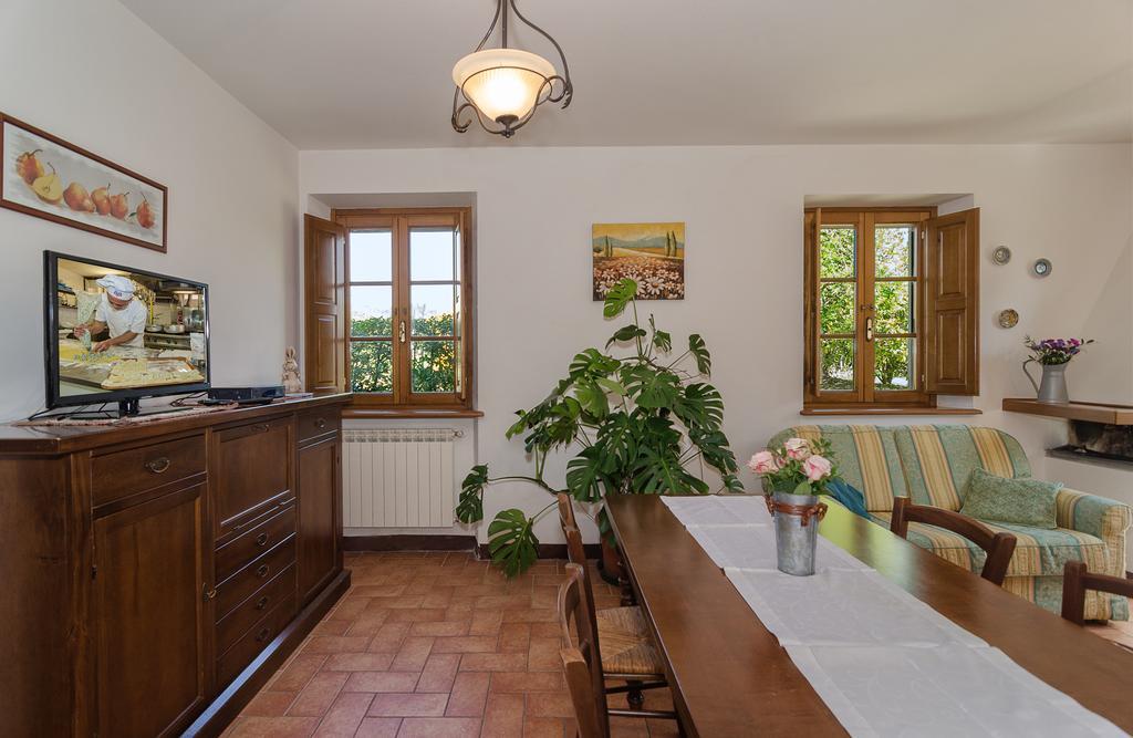 Agriturismo Ai Linchi ลุคคา ภายนอก รูปภาพ